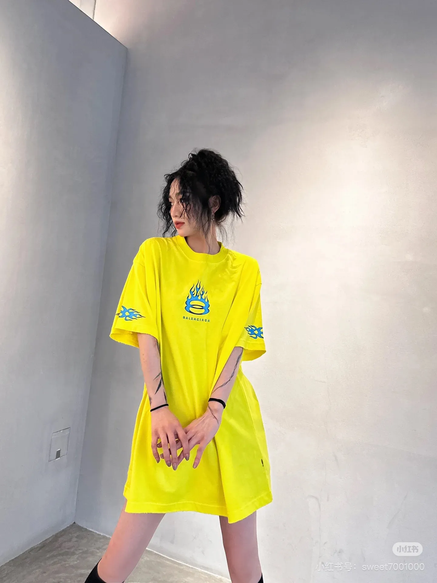 # Balenciaga/ # T Same Style